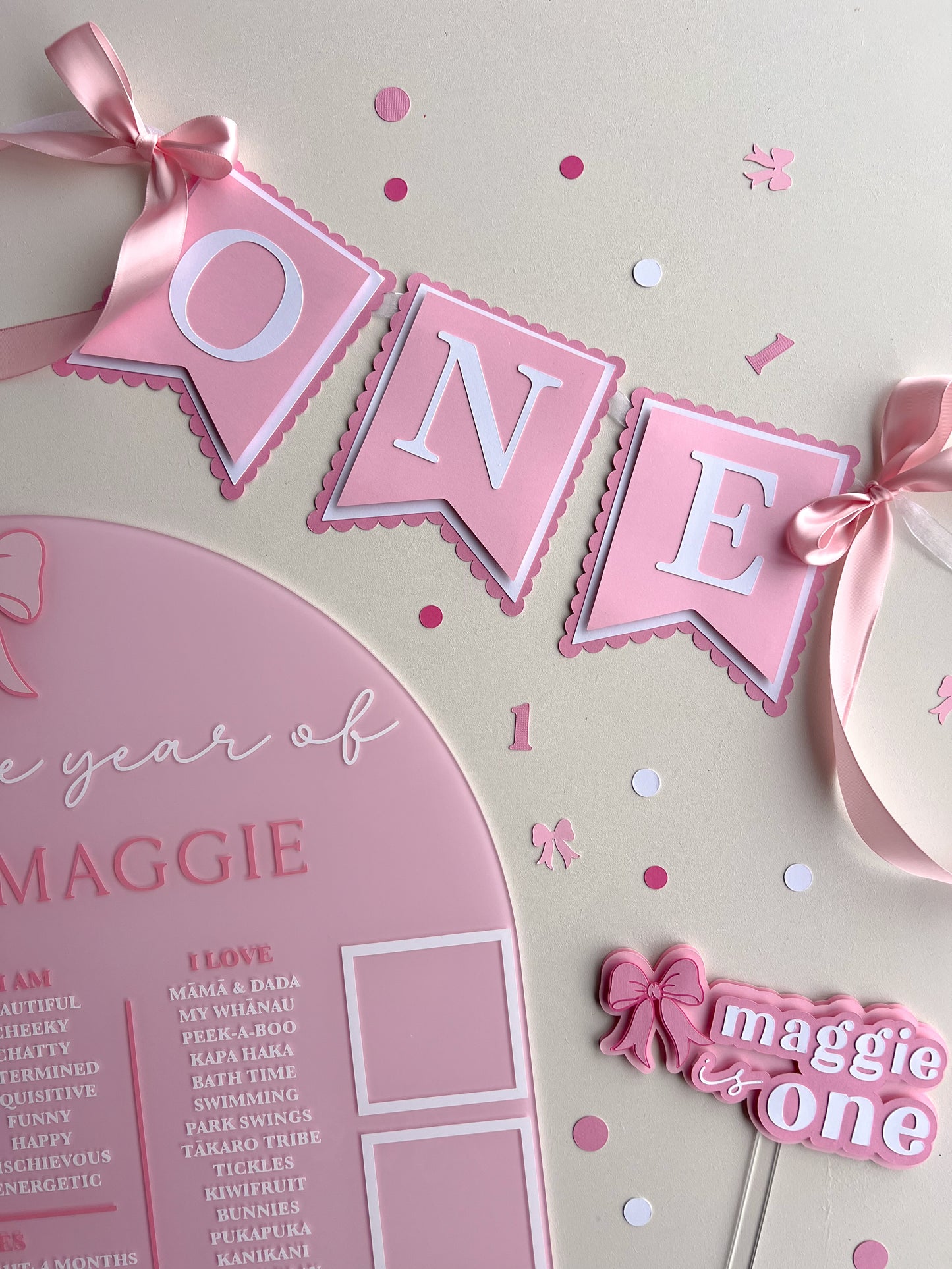 Bow 'ONE' Highchair Banner